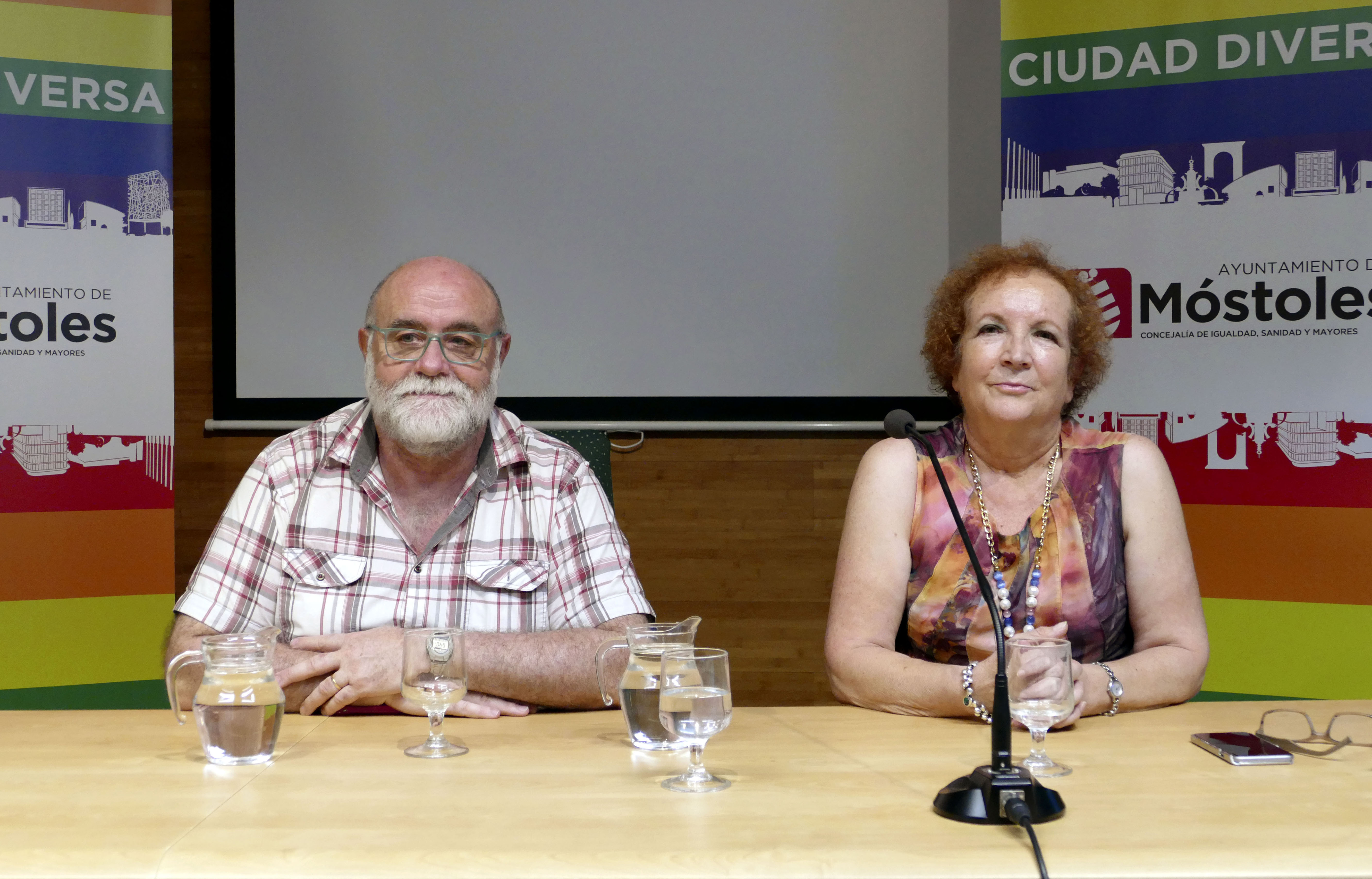 conferencia memoria histótica LGTBI 1