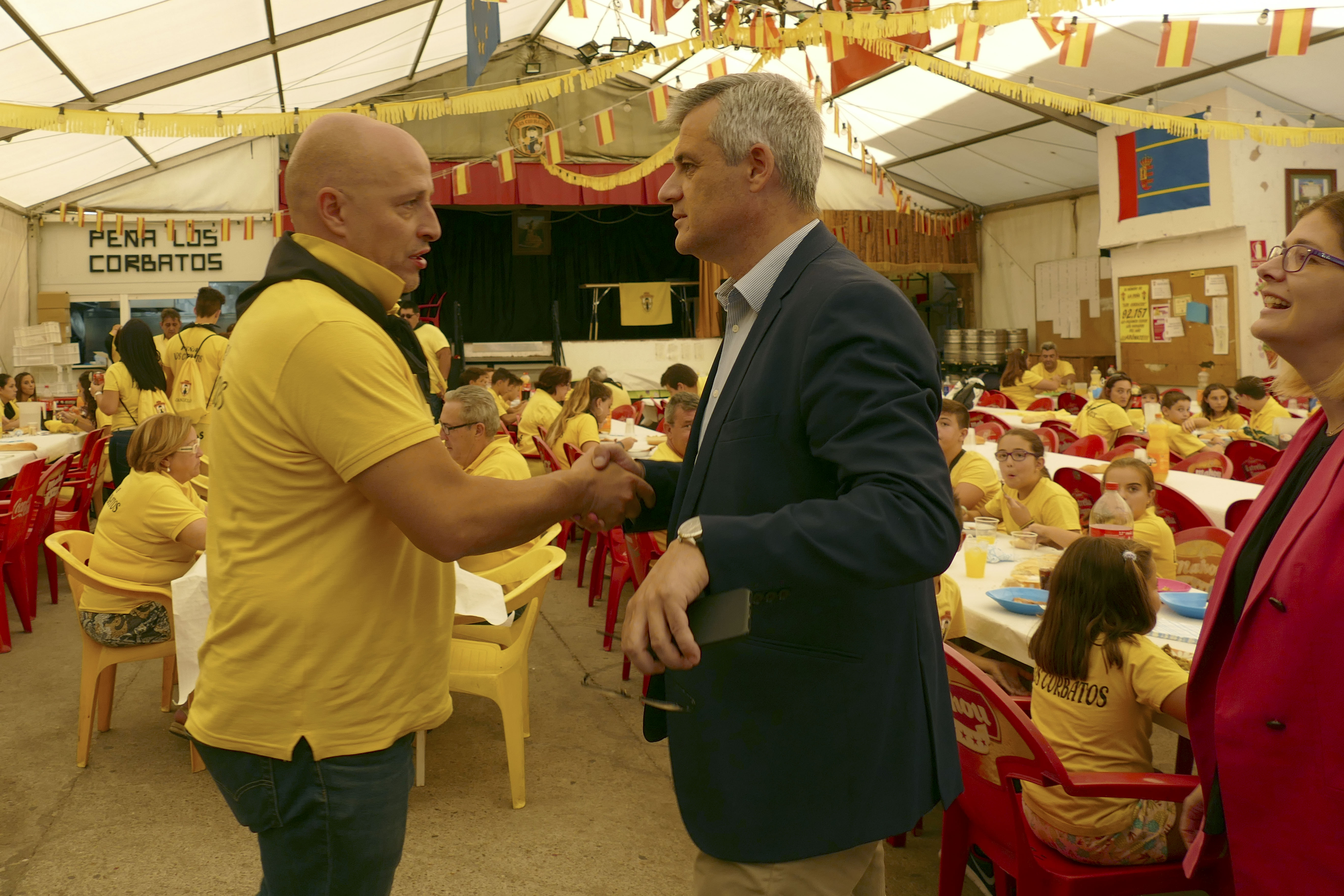 comida corbatos 1 (Copiar)