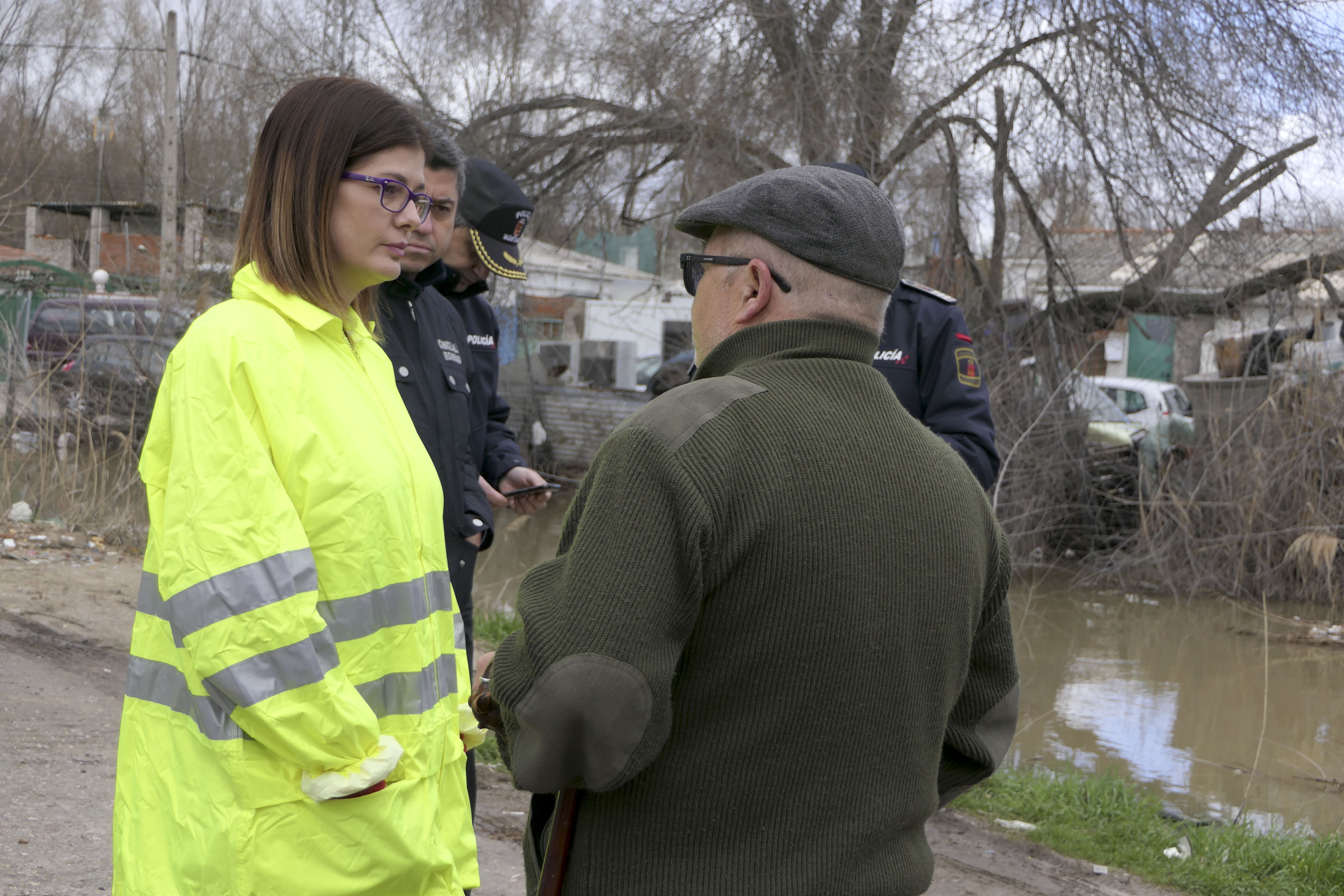 Noelia Posse visita las inmediaciones del rio Guadarrama 1