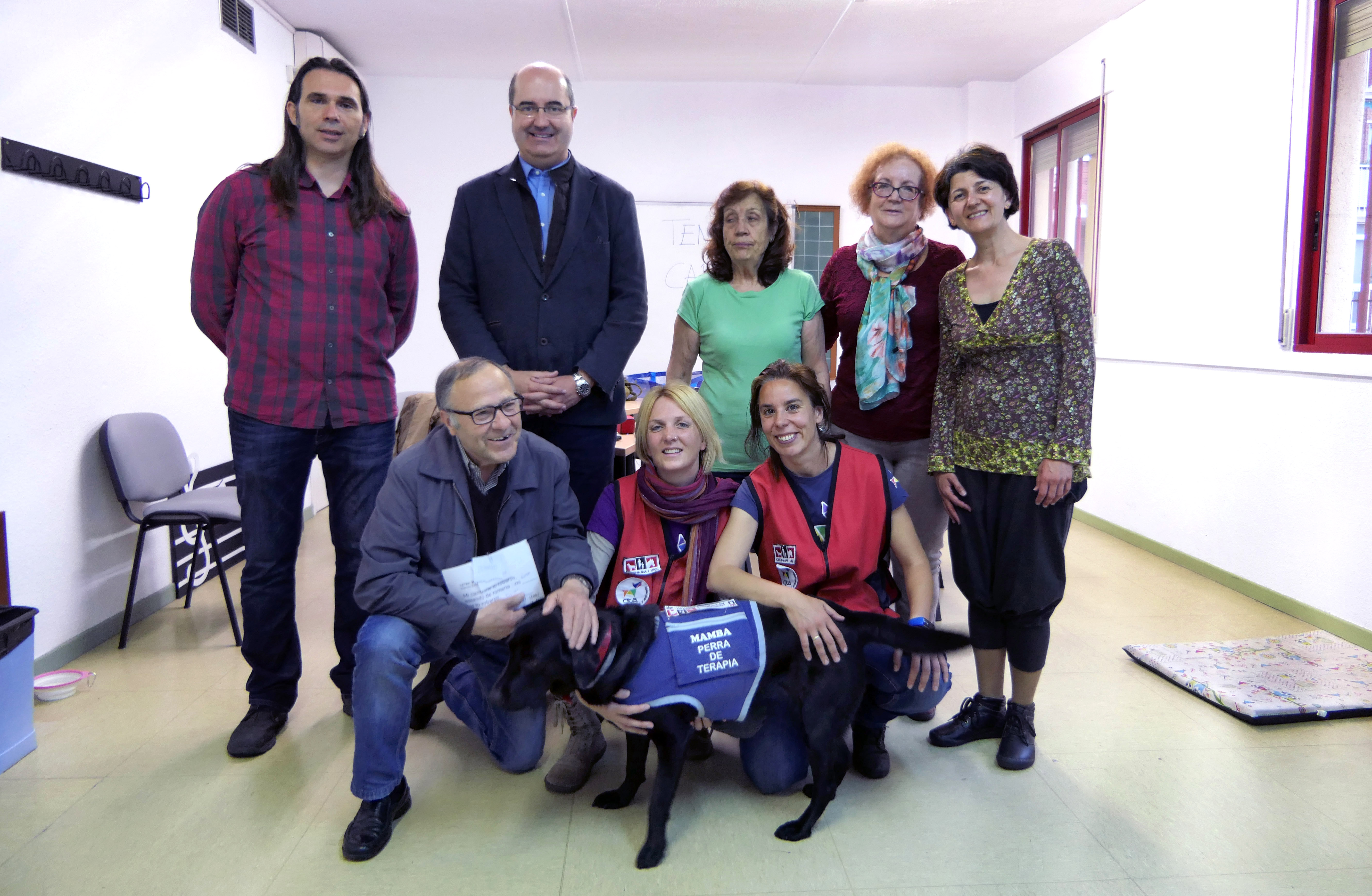 Visita AFAMSO terapia con perros 1