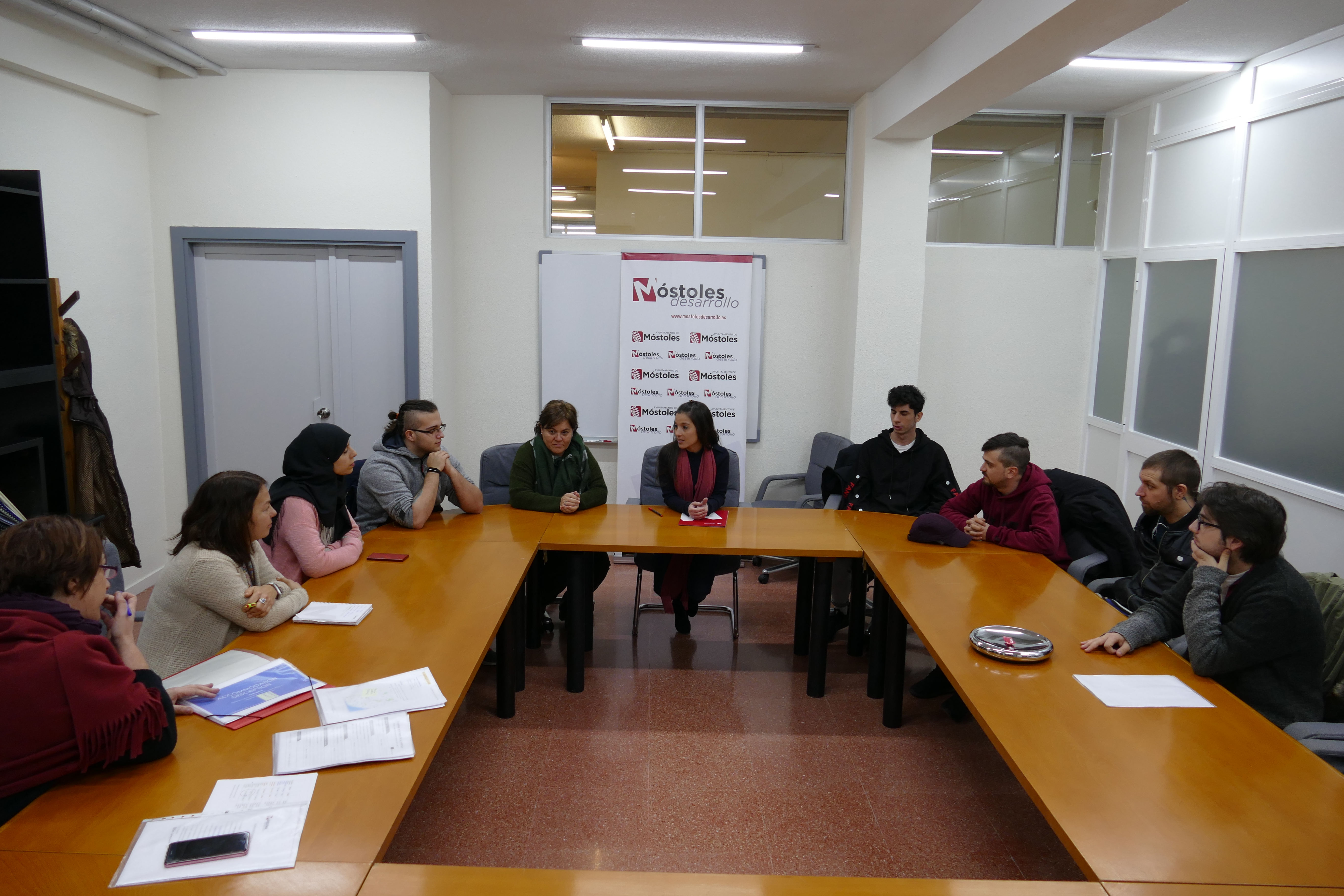 Jessica Antolín con los participantes Erasmus + 18