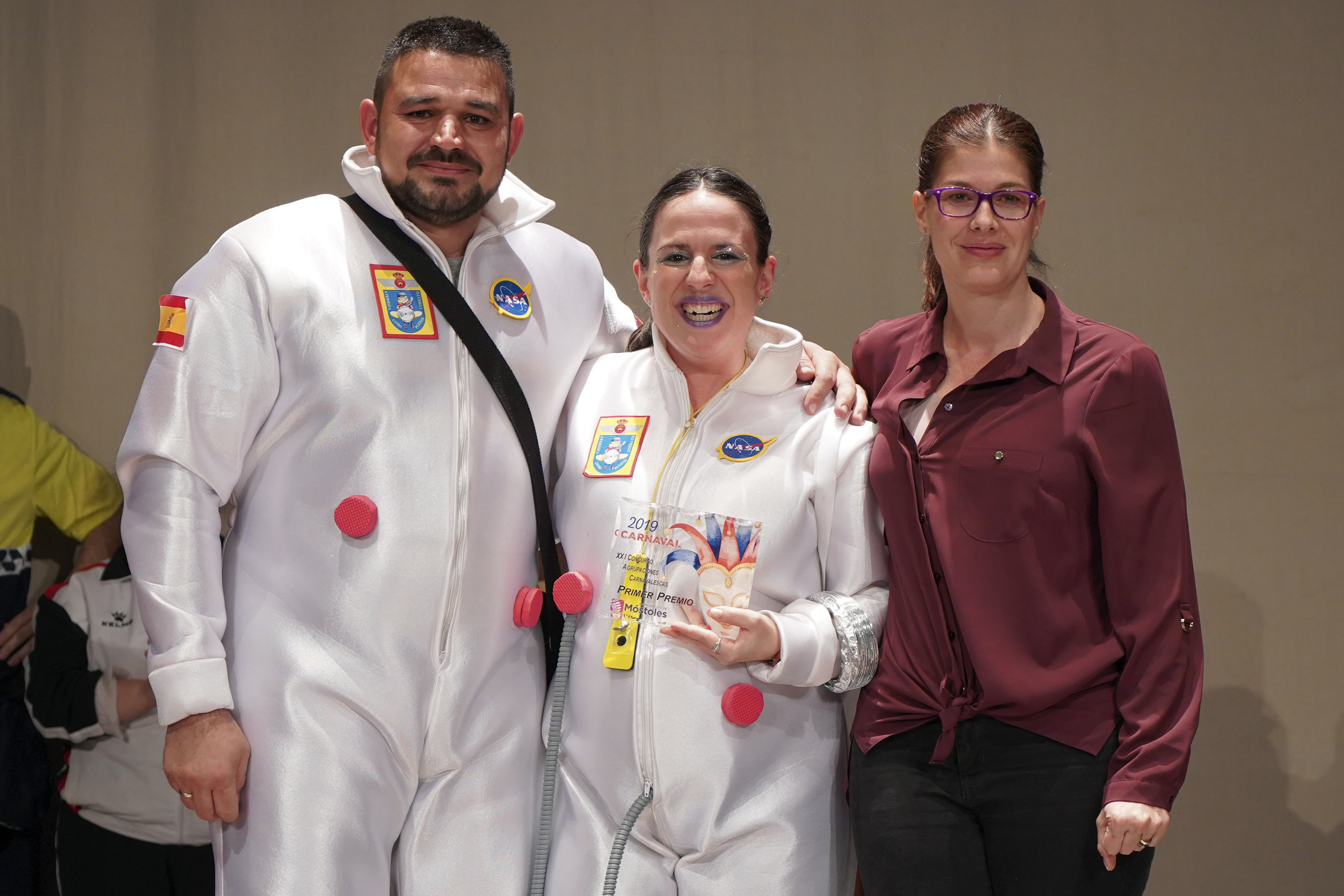 Los Corbatos - entrega premio