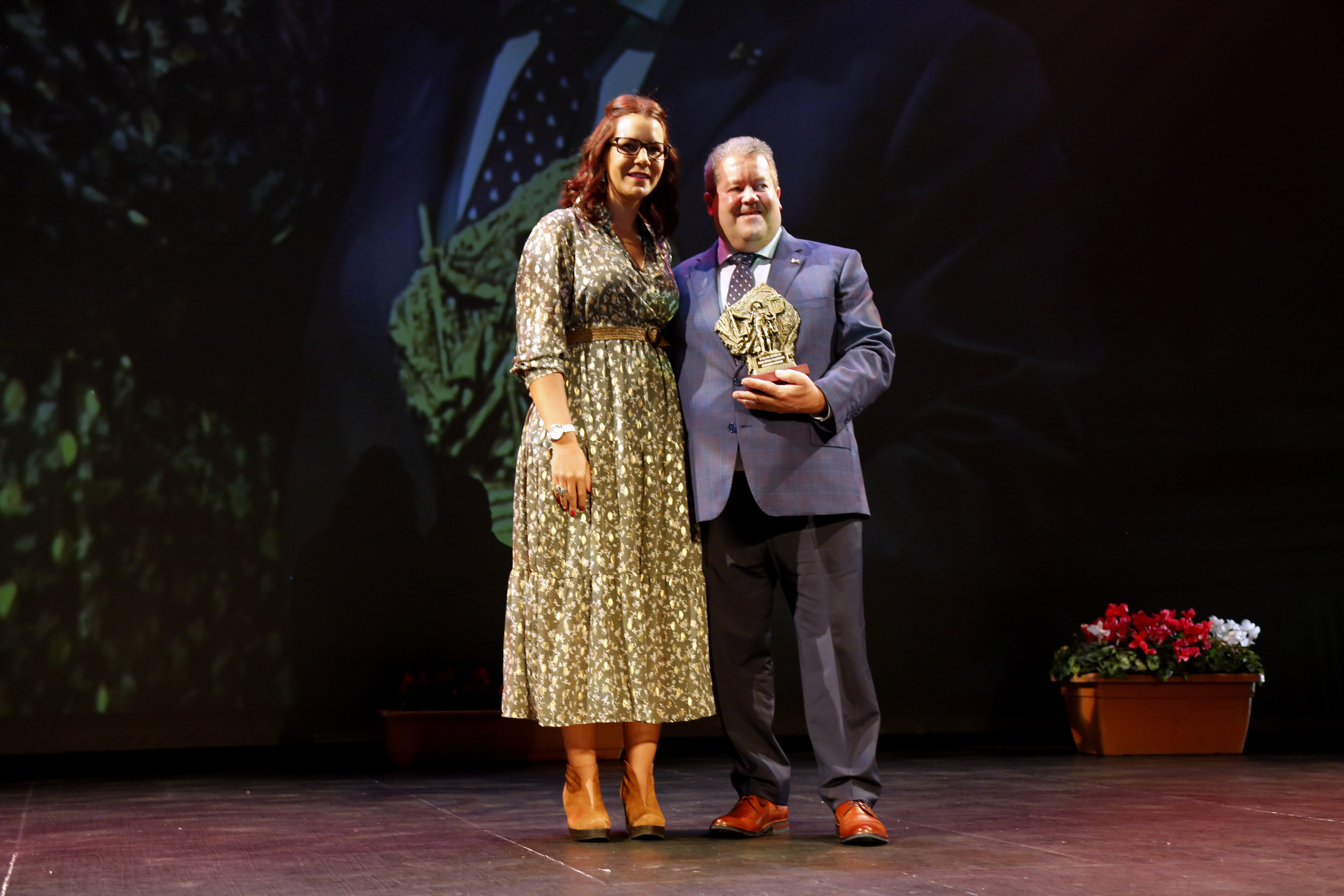 Limpiezas Rojas - GALARDÓN A LA ENTIDAD COLABORADORA