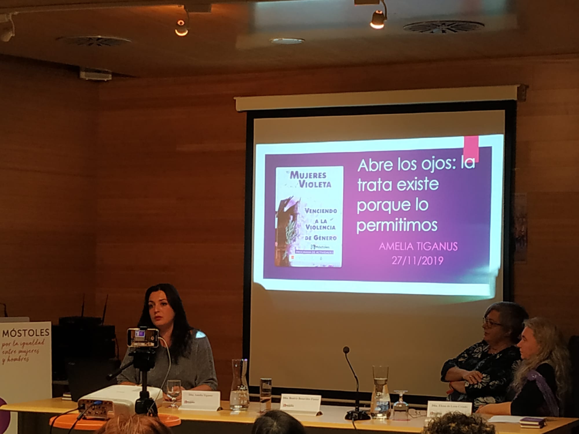 Conferencia Abre los ojos 1