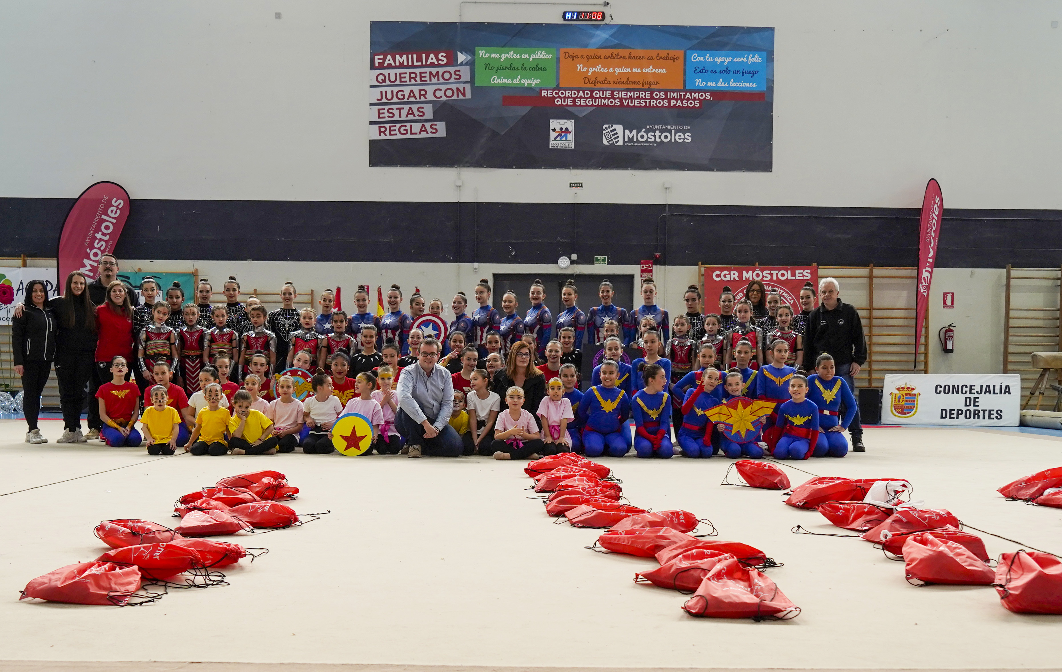 Exhibicion Navidad de gimnasia ritmica 1