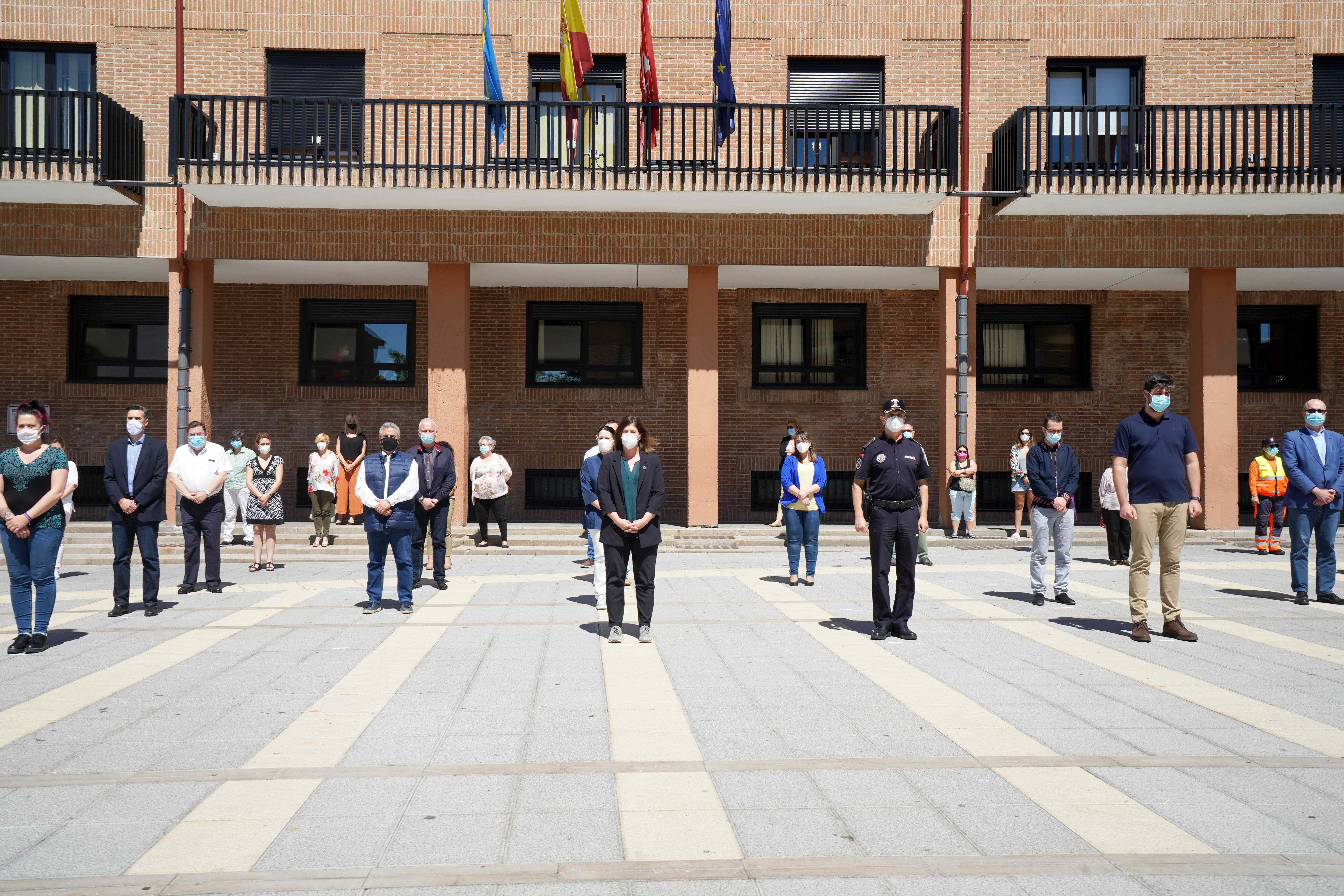 Minuto de Silencio (2) p