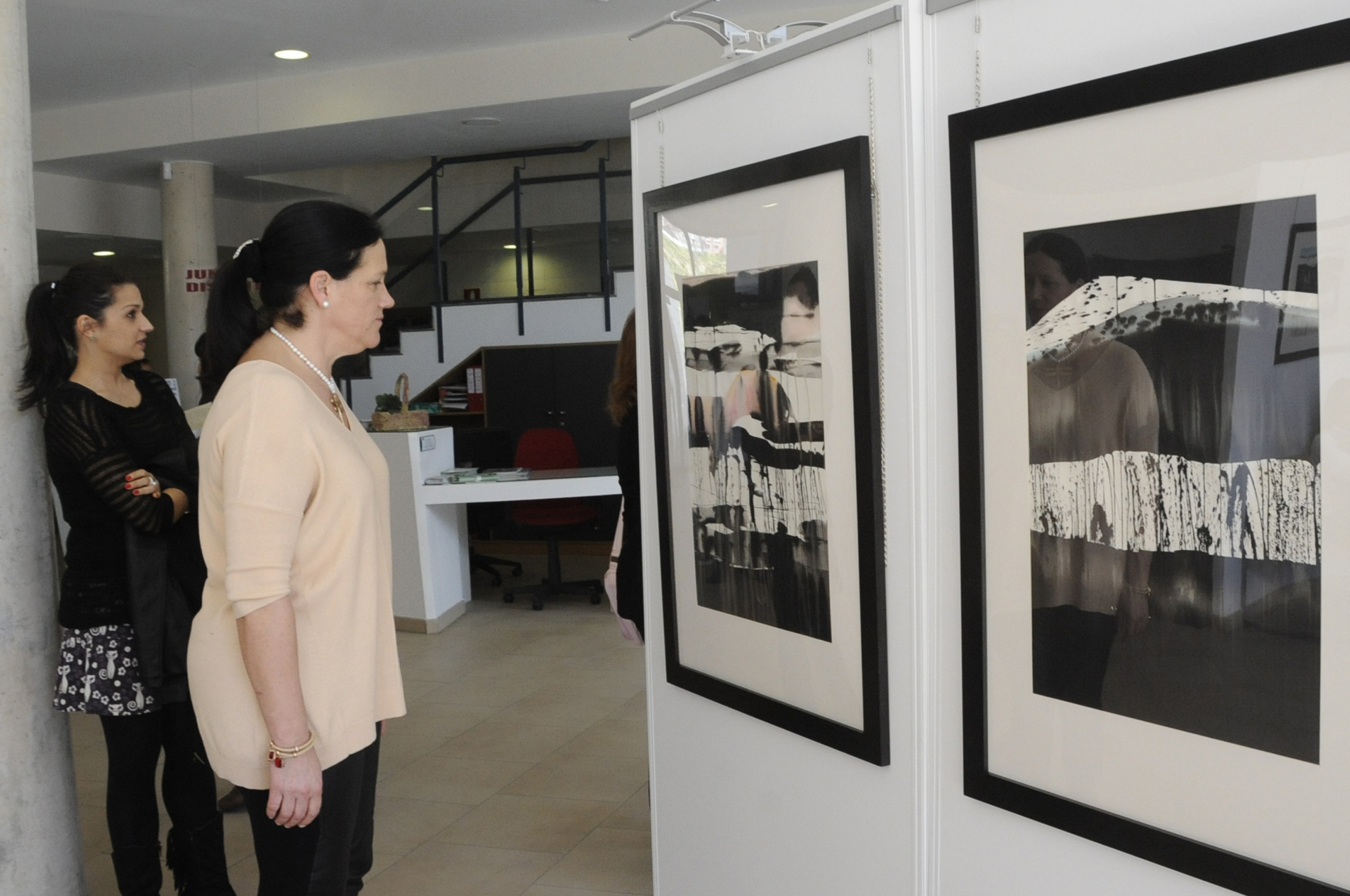 Visita expo pintura Veronica Domingo 1